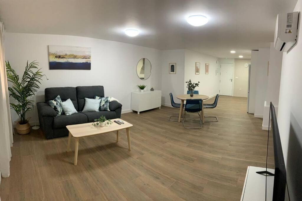 Apartamento Central A アルヘシラス エクステリア 写真